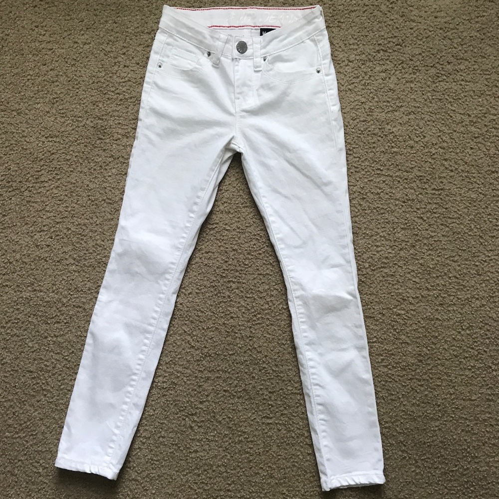 White Jeans